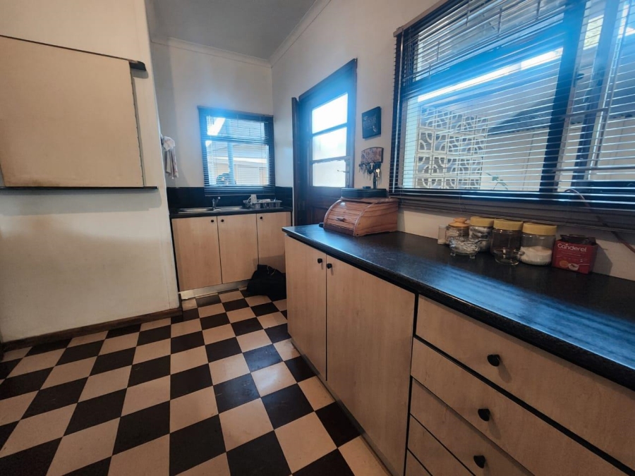 To Let 3 Bedroom Property for Rent in Bothasig Western Cape